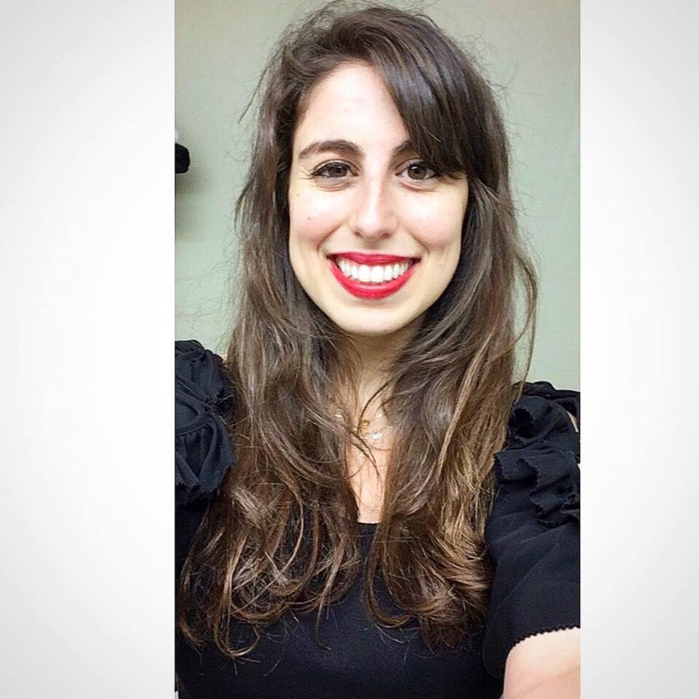 Meet your Posher, Maya